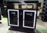 分類垃圾桶廠家定制鋼板沖孔垃圾桶，發(fā)貨于西安景區(qū)