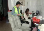 配合垃圾分類，爭做文明市民