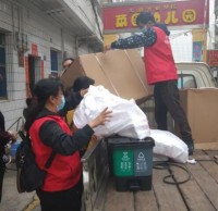 千个分类垃圾桶分发入户，加强村民环保意识